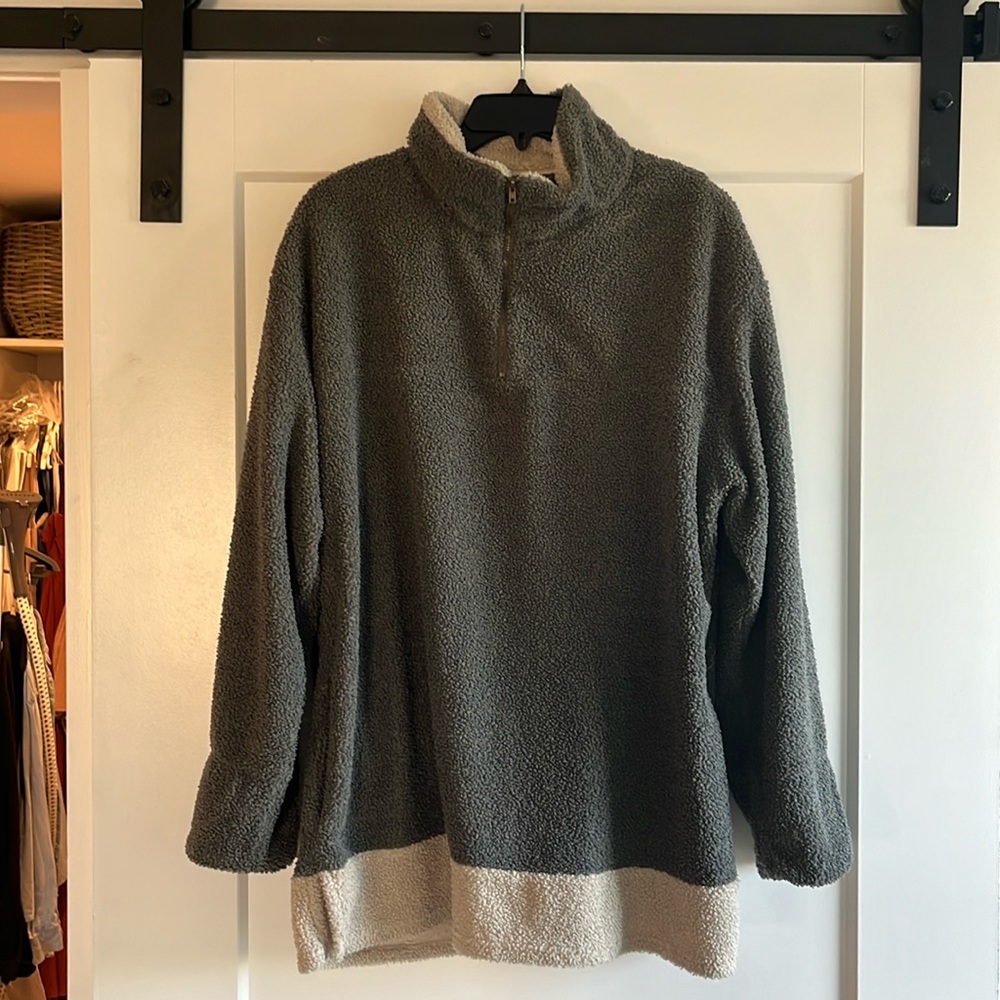 Large Boutique Sherpa